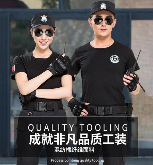 蘇州卡珀職業(yè)服裝（蘇州）有限公司，公司秉承以創(chuàng)新設計，用料精良，做工精致的職業(yè)理念，受到顧客的普遍好評。公司主要做短袖保安服-春秋工作服-協(xié)警服-冬季工作服。